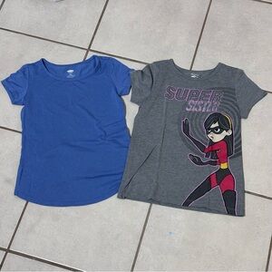 Old Navy & Disney Girls Kids‎ Casual t-Shirts size 6-7.